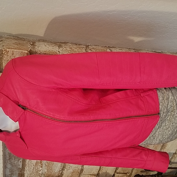 Like New Kut from the Kloth Faux Leather Motorcycle Jacket (Vegan) in Ho… - Picture 3 of 11